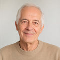 Theo B.
